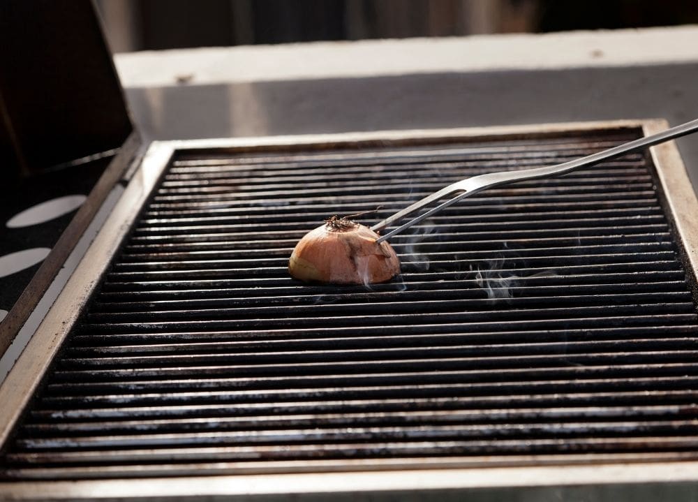 how-to-grill-like-a-pro-cleaning-your-grill